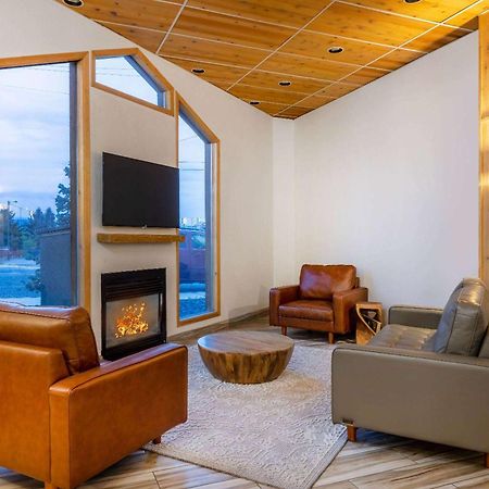 Wingate By Wyndham Butte City Center Bagian luar foto